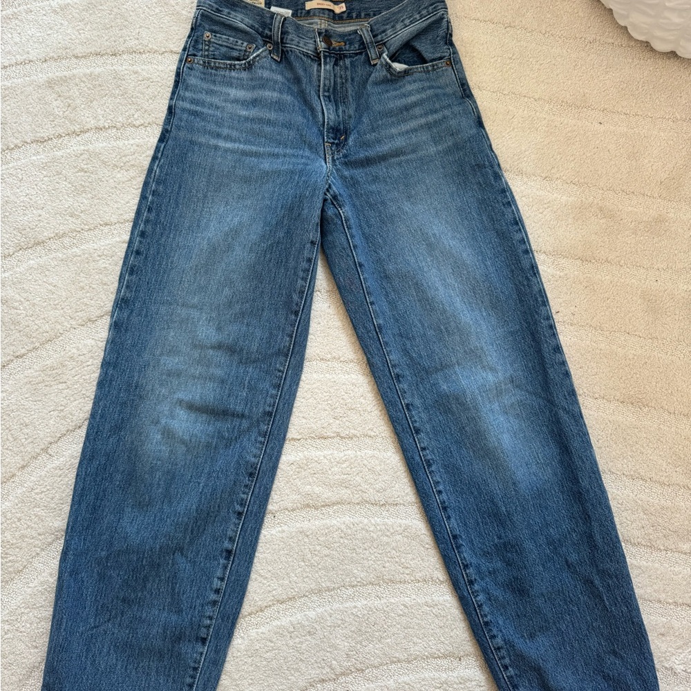 Levi's Baggy Dad Jeans